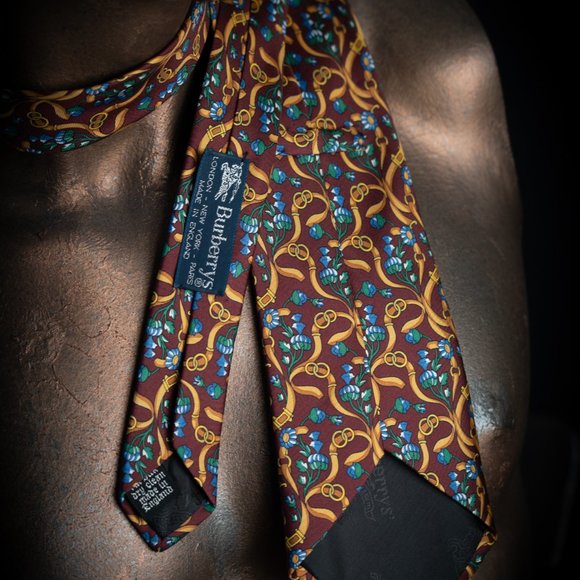 Burberrys Tie - Gold and Maroon - Picture 2 of 7